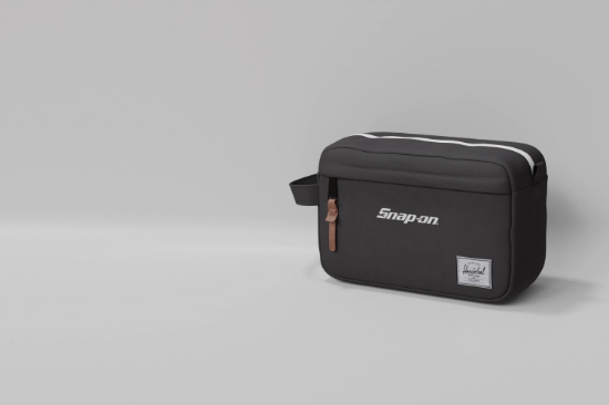 Picture of Herschel Chapter recycled Wash Bag